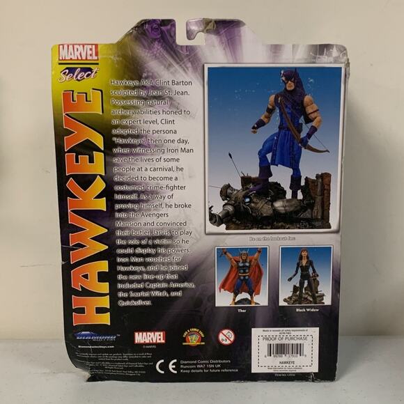 Diamond Select Toys Marvel Classic Hawkeye Action Figure - Picture 2 of 8